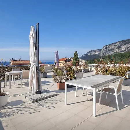 Rocca Terrace * Garda (Verona)