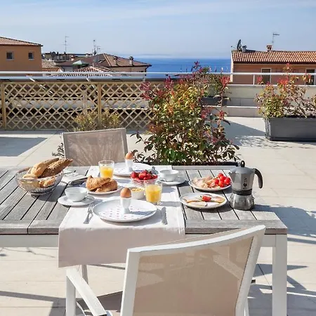 Rocca Terrace * Garda (Verona)
